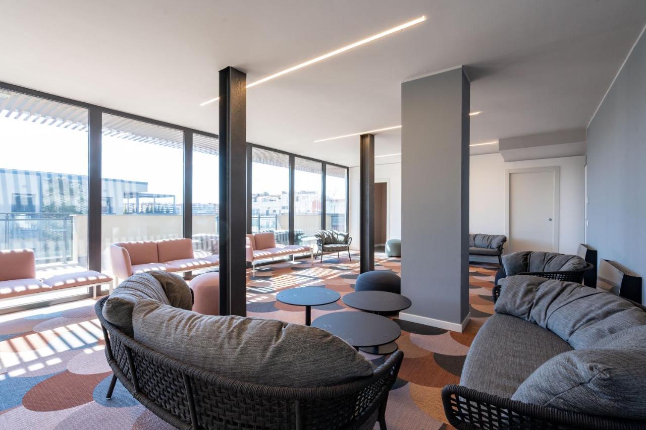 Aurealiving - Trastevere Suite With Rooftop & Gym, Your Place In רומא מראה חיצוני תמונה