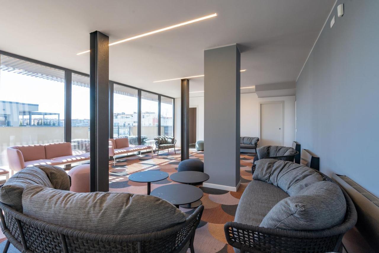 Aurealiving - Trastevere Suite With Rooftop & Gym, Your Place In רומא מראה חיצוני תמונה