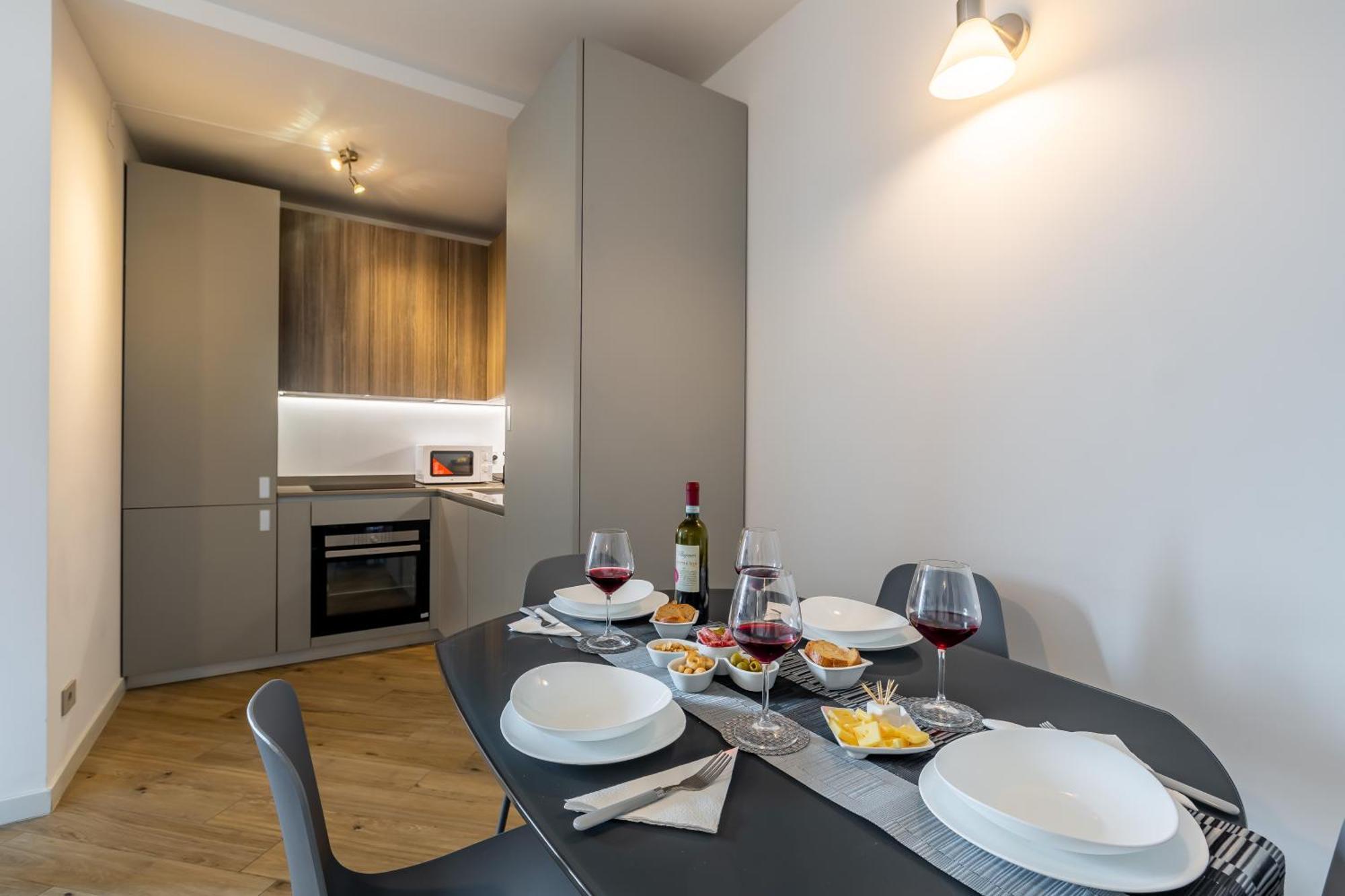 Aurealiving - Trastevere Suite With Rooftop & Gym, Your Place In רומא מראה חיצוני תמונה