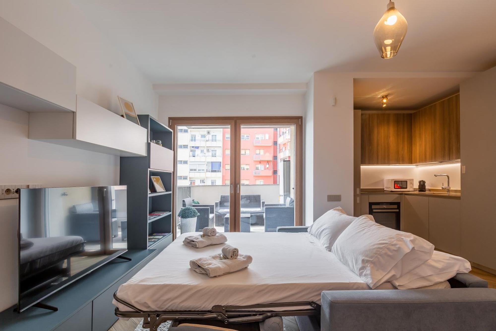 Aurealiving - Trastevere Suite With Rooftop & Gym, Your Place In רומא מראה חיצוני תמונה