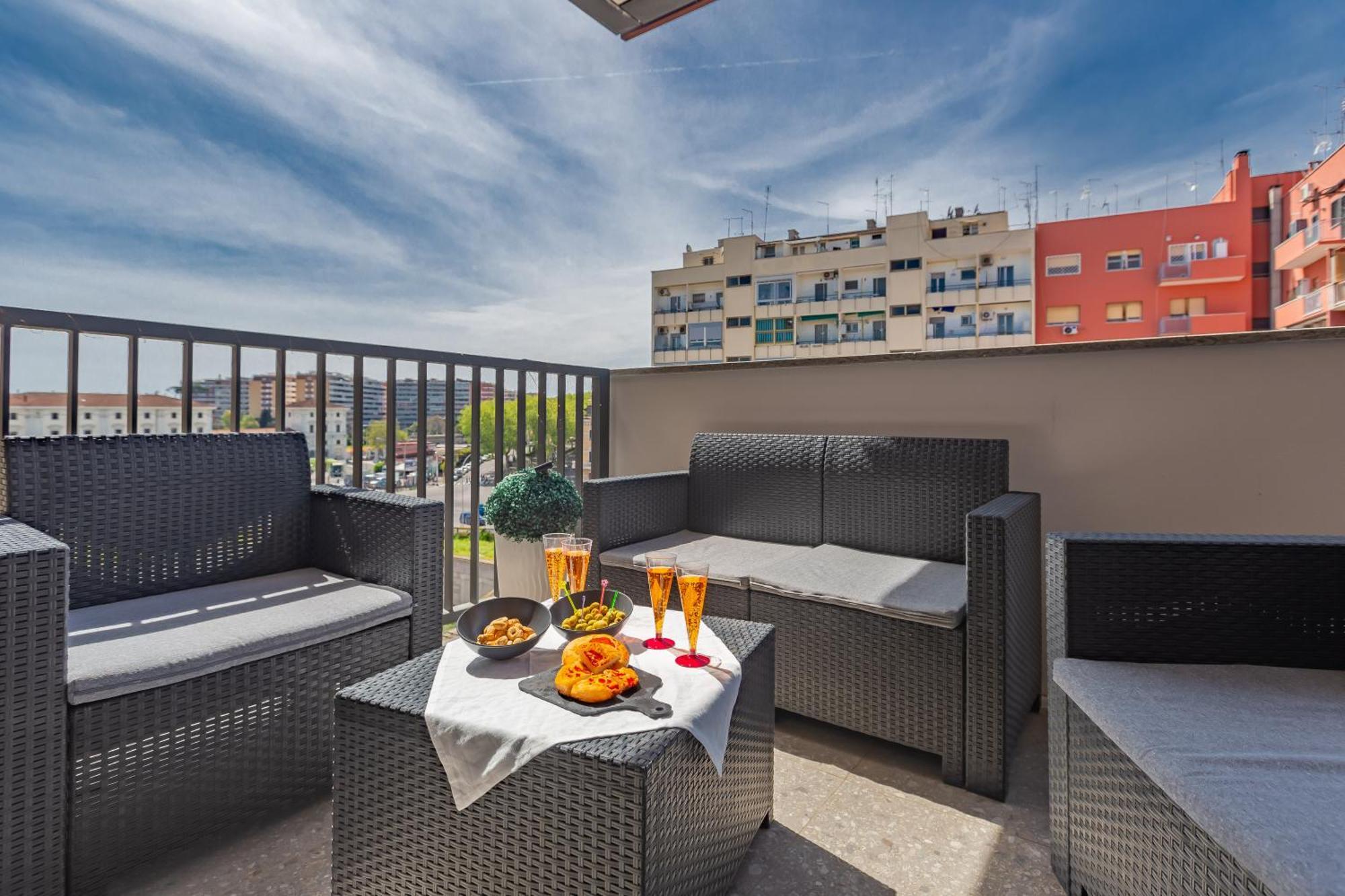 Aurealiving - Trastevere Suite With Rooftop & Gym, Your Place In רומא מראה חיצוני תמונה